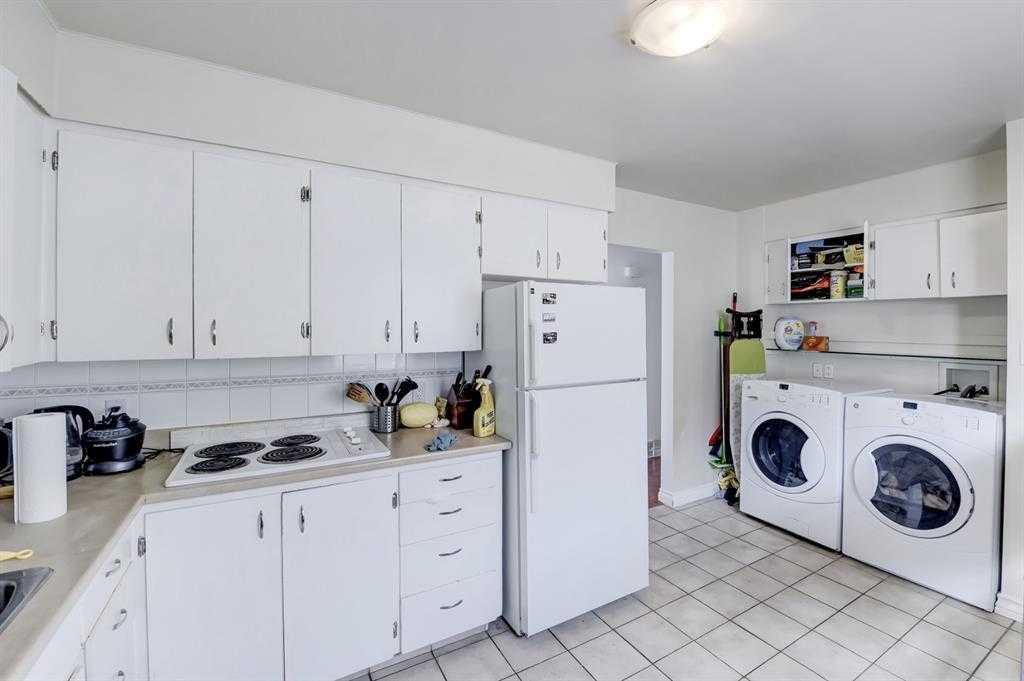 Picture for 518 54 Avenue SW