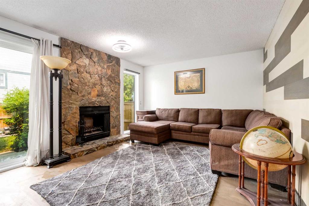 Picture for 112, 1190 Ranchview Road NW