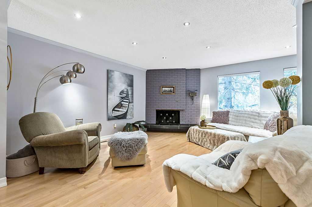 Picture for 5279 Dalcroft Crescent NW