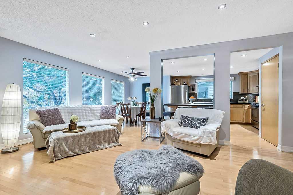 Picture for 5279 Dalcroft Crescent NW