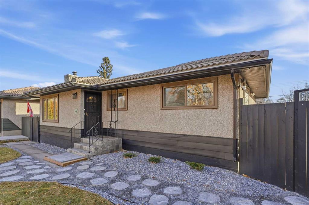 Picture for 2018 Cottonwood Crescent SE