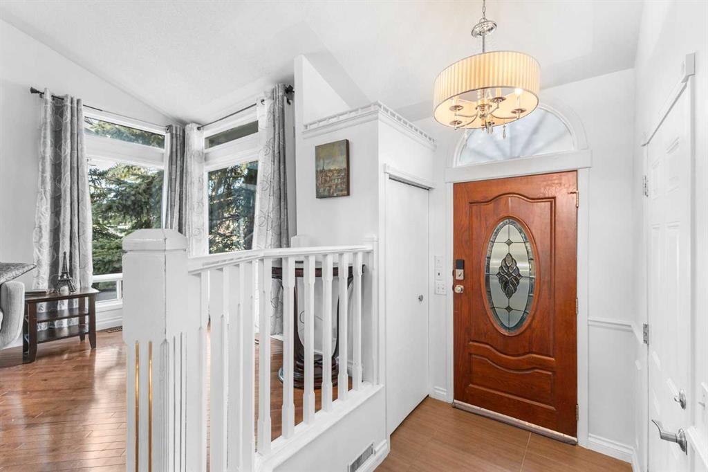 Picture for 15 Scenic Glen Gate NW