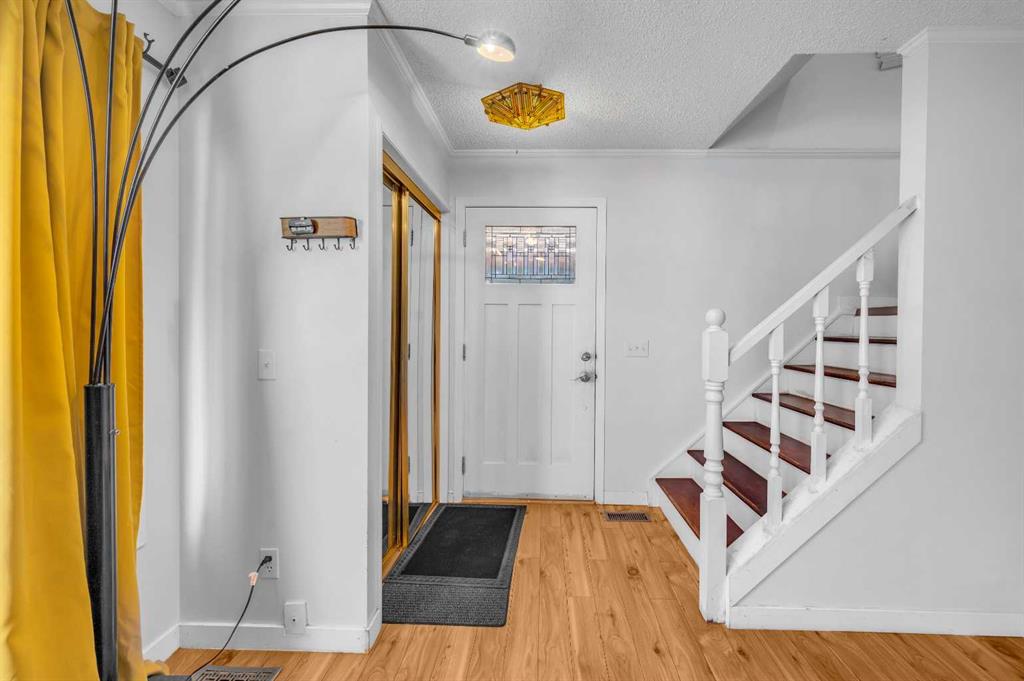 Picture for 172 Templehill Drive NE