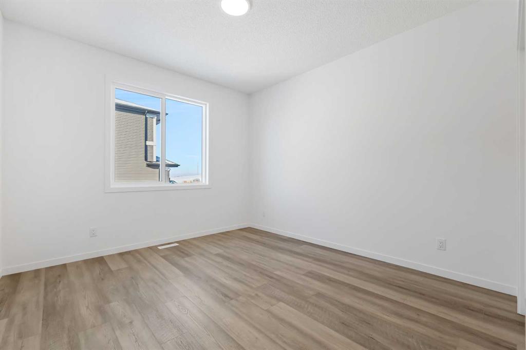 Picture for 438 Corner Glen Way NE