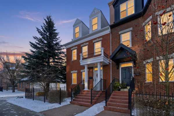 Picture for 2405 Sorrel Mews SW