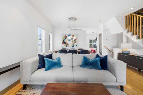 Picture for 2405 Sorrel Mews SW