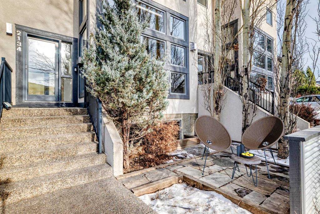 Picture for 2134 30 Avenue SW