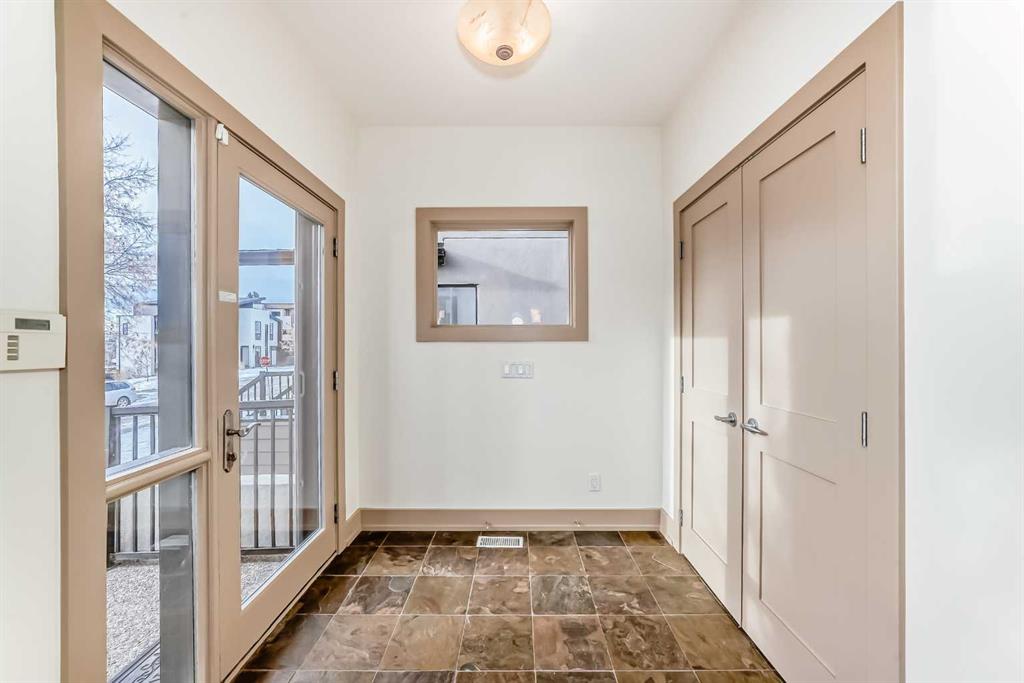 Picture for 2134 30 Avenue SW