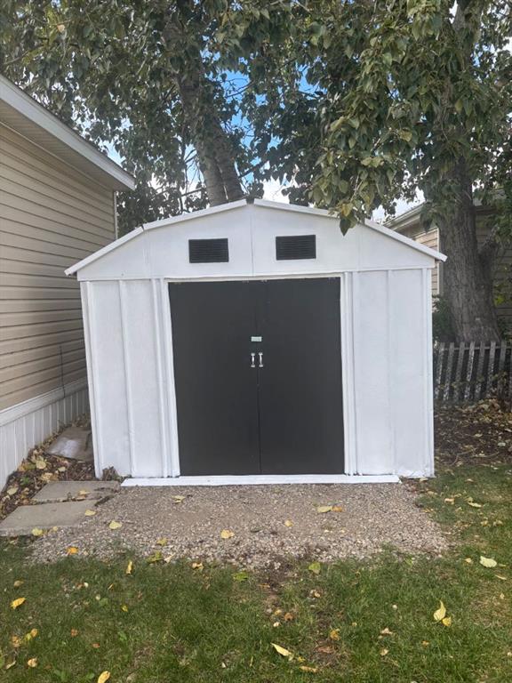 Picture for 142, 6724 17 Avenue SE