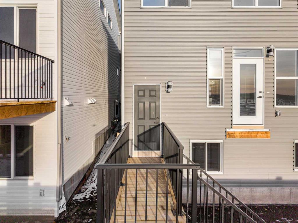 Picture for 19723 44 Street SE