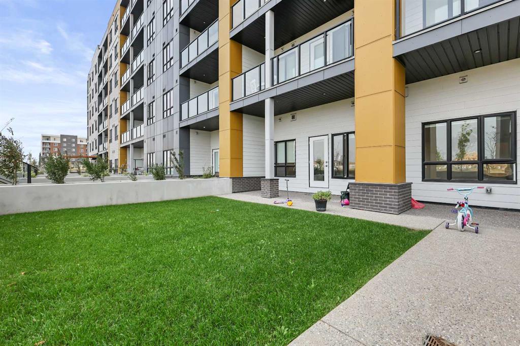 Picture for 3121, 60 Skyview Ranch Road NE