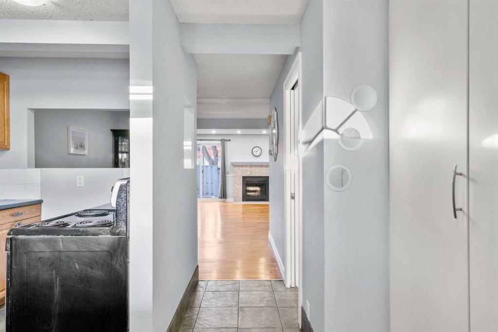 Picture for 15, 200 Shawnessy Drive SW