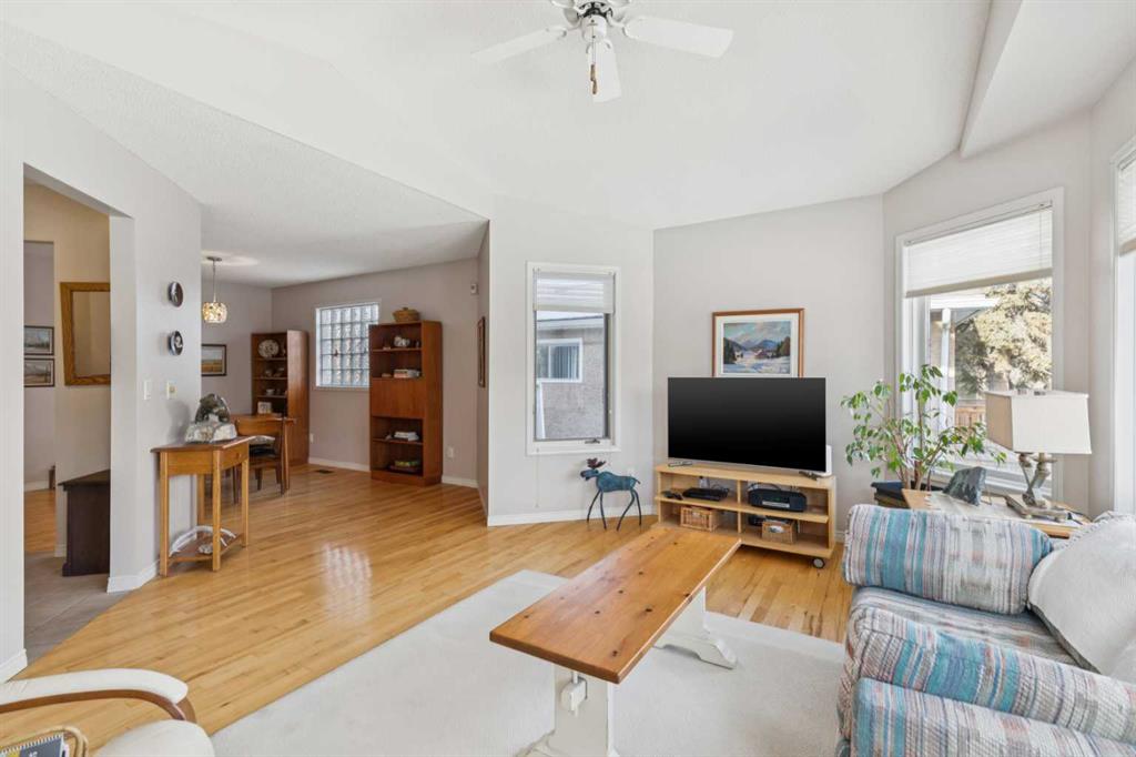 Picture for 2609 27 Street SW