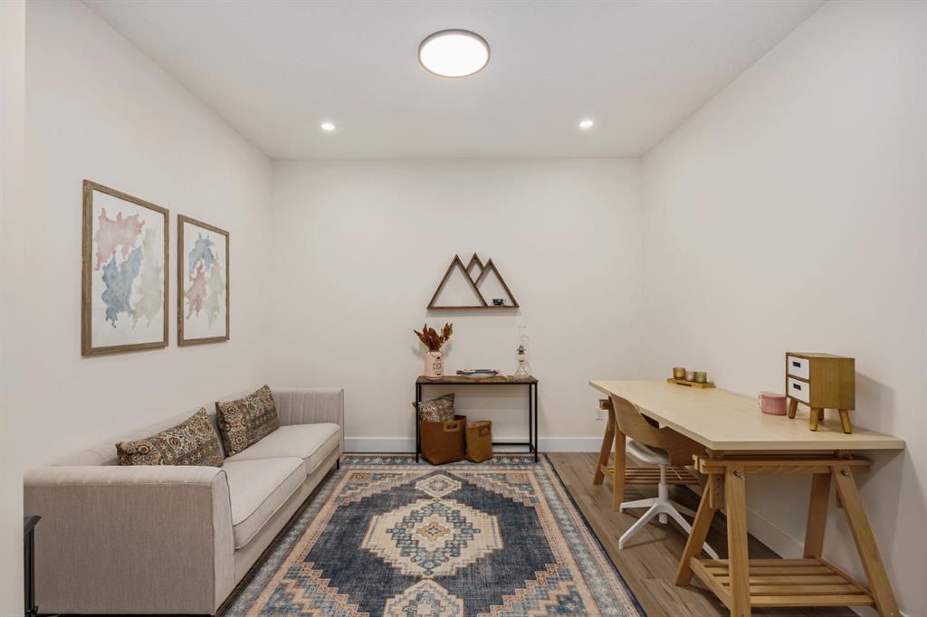 Picture for 3 Lakewood Mews 