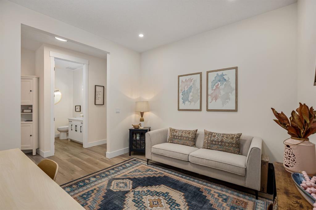 Picture for 3 Lakewood Mews 