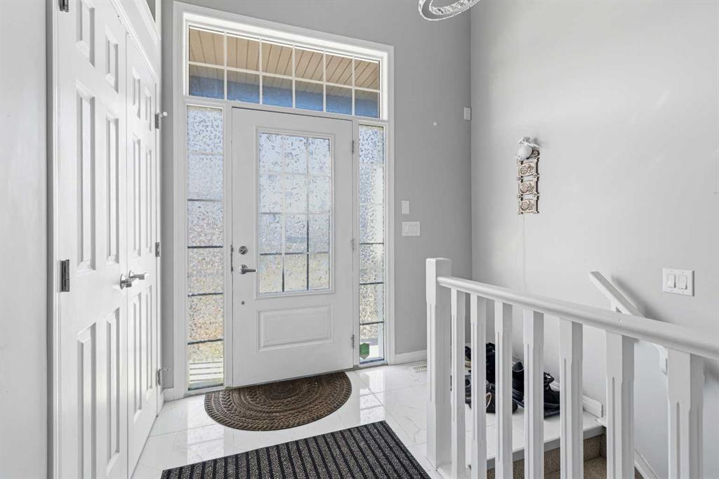 Picture for 237 Windrow Crescent SW