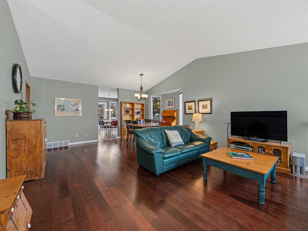 Picture for 301 Arbour Cliff Close NW