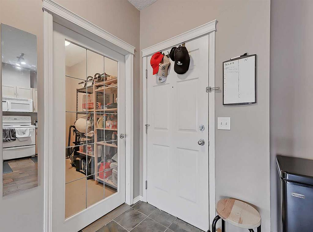 Picture for 2313, 70 Panamount Drive NW