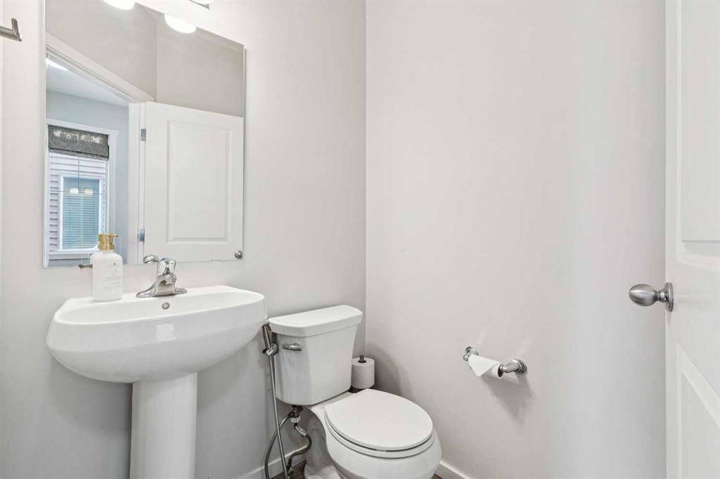 Picture for 34 Nolancrest Rise NW