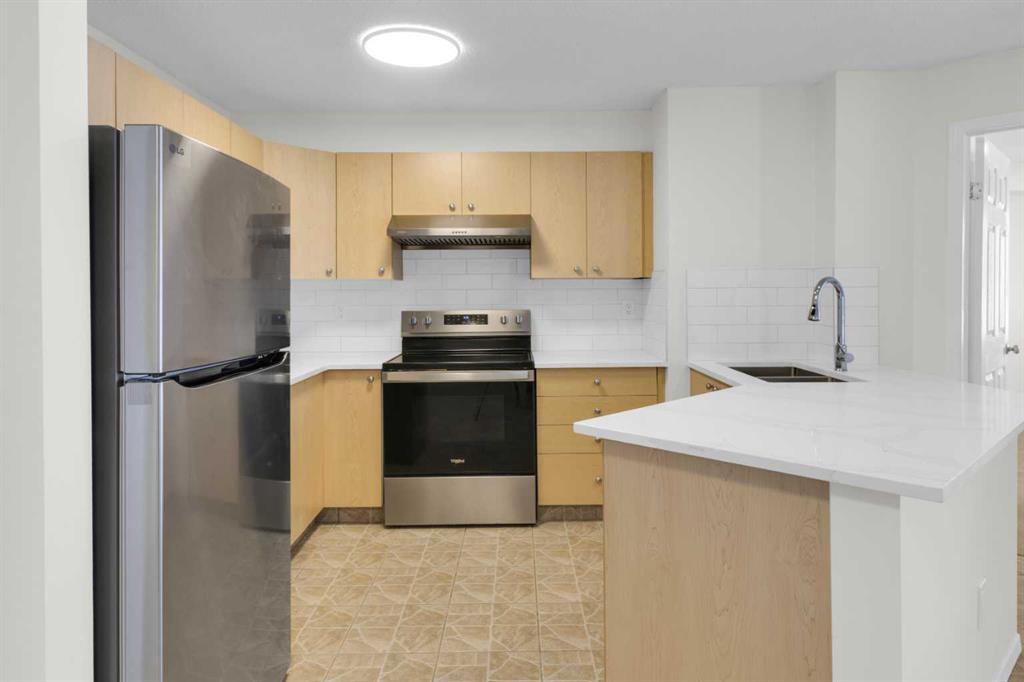 Picture for 104, 16 Country Village Bay NE