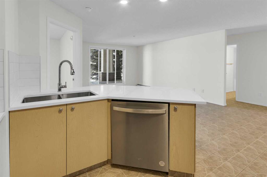 Picture for 104, 16 Country Village Bay NE