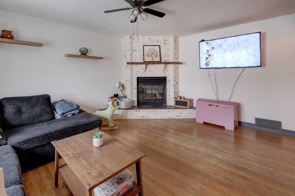 Picture for 1816 Meadowbrook Drive SE