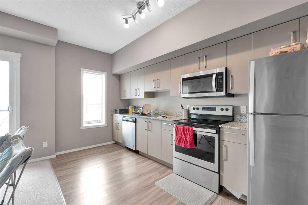 Picture for 1609, 4641 128 Avenue NE