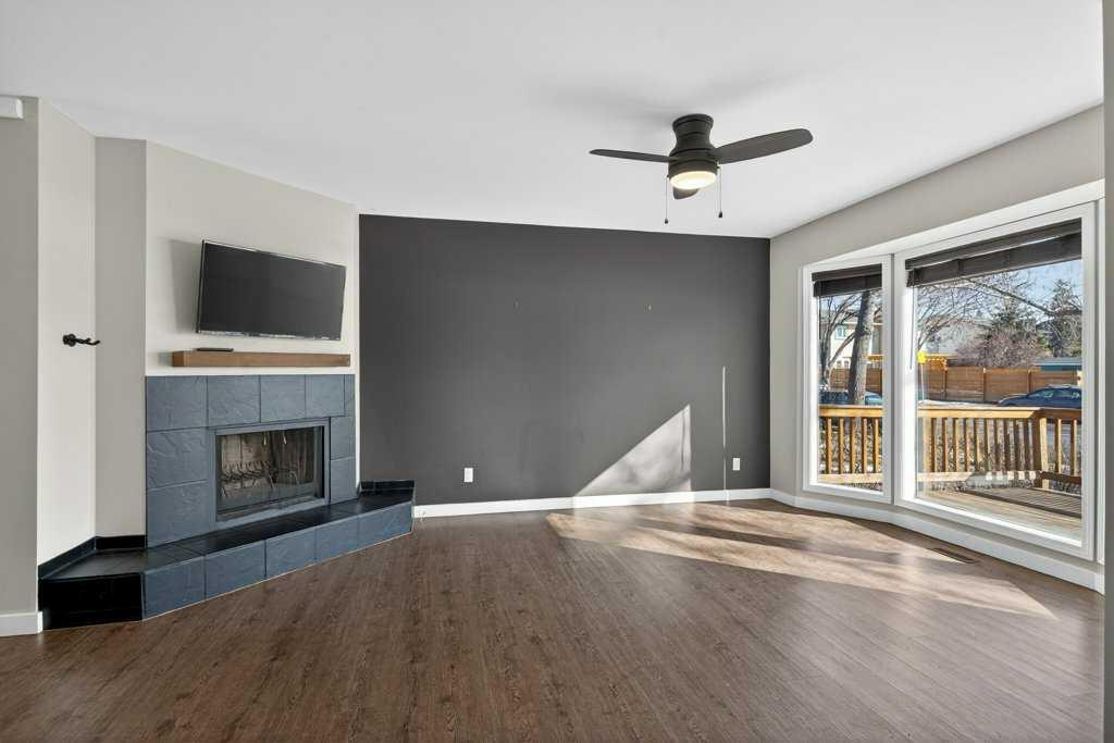 Picture for 2320 146 Avenue SE