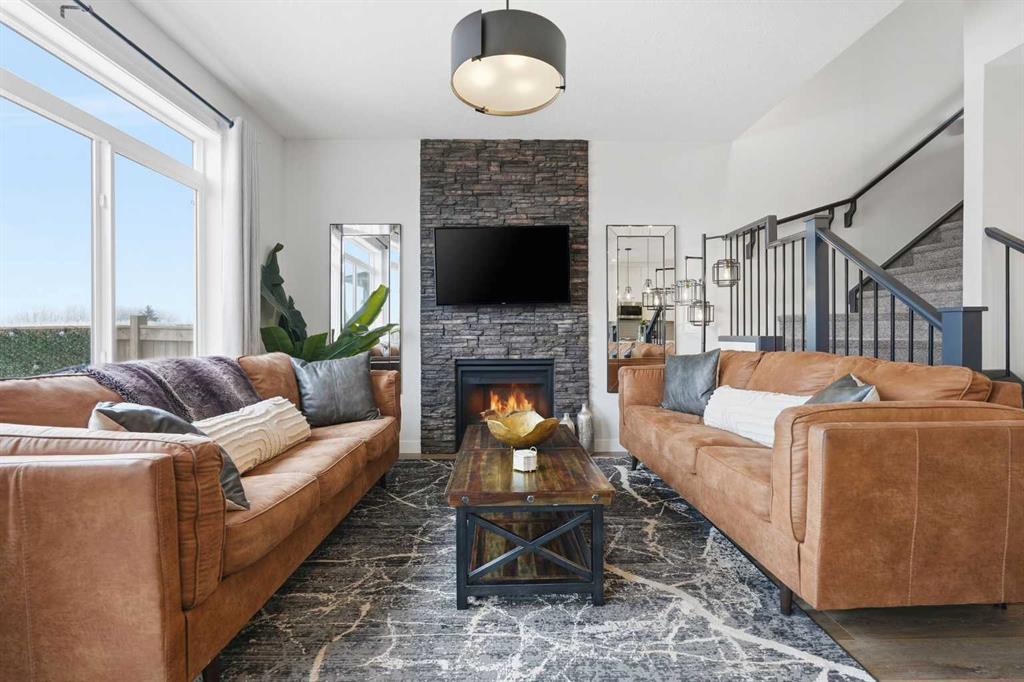 Picture for 376 Fireside Way 