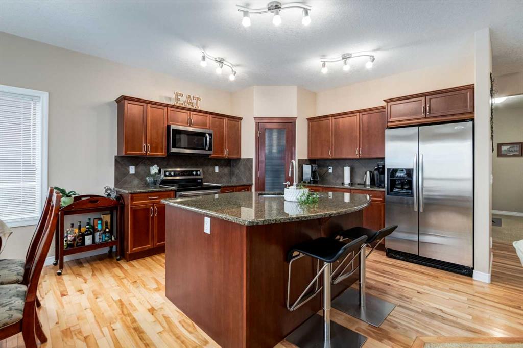 Picture for 9023 Royal Oak Way NW