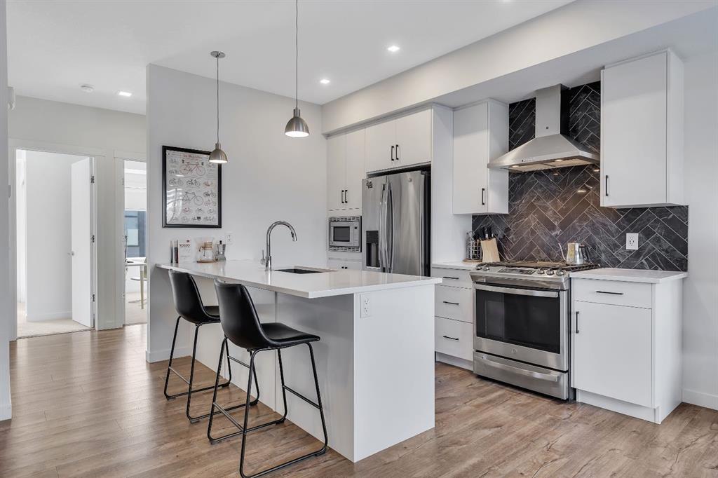 Picture for 516 Greenbriar Common NW