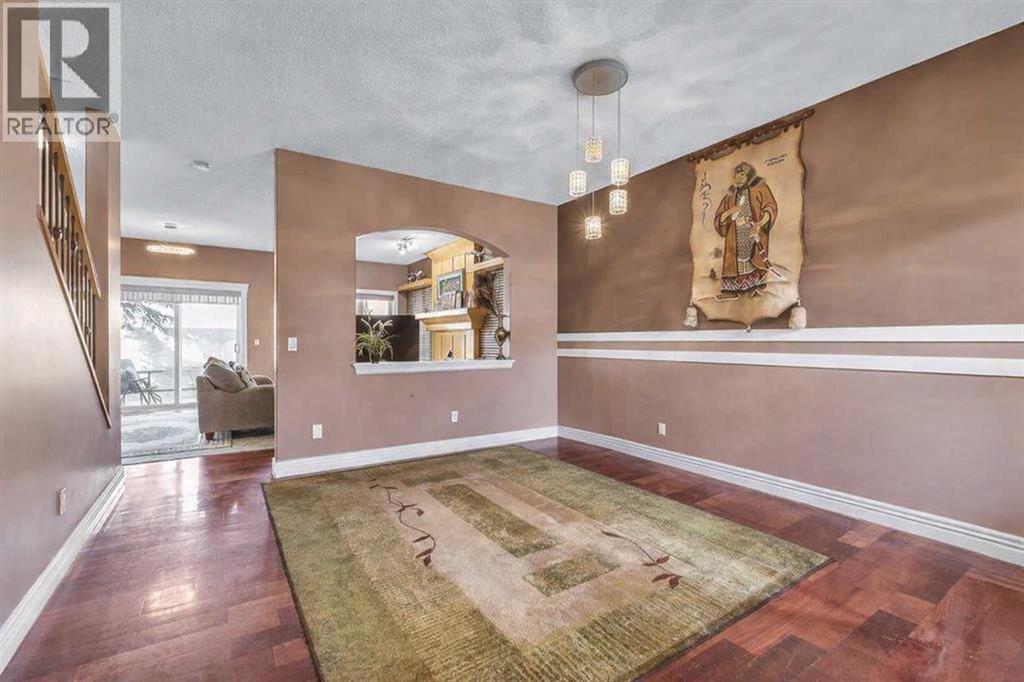 Picture for 69, 39 Strathlea Common SW