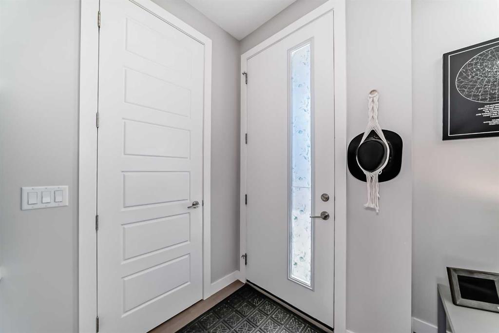 Picture for 1016 Lanark Boulevard SE