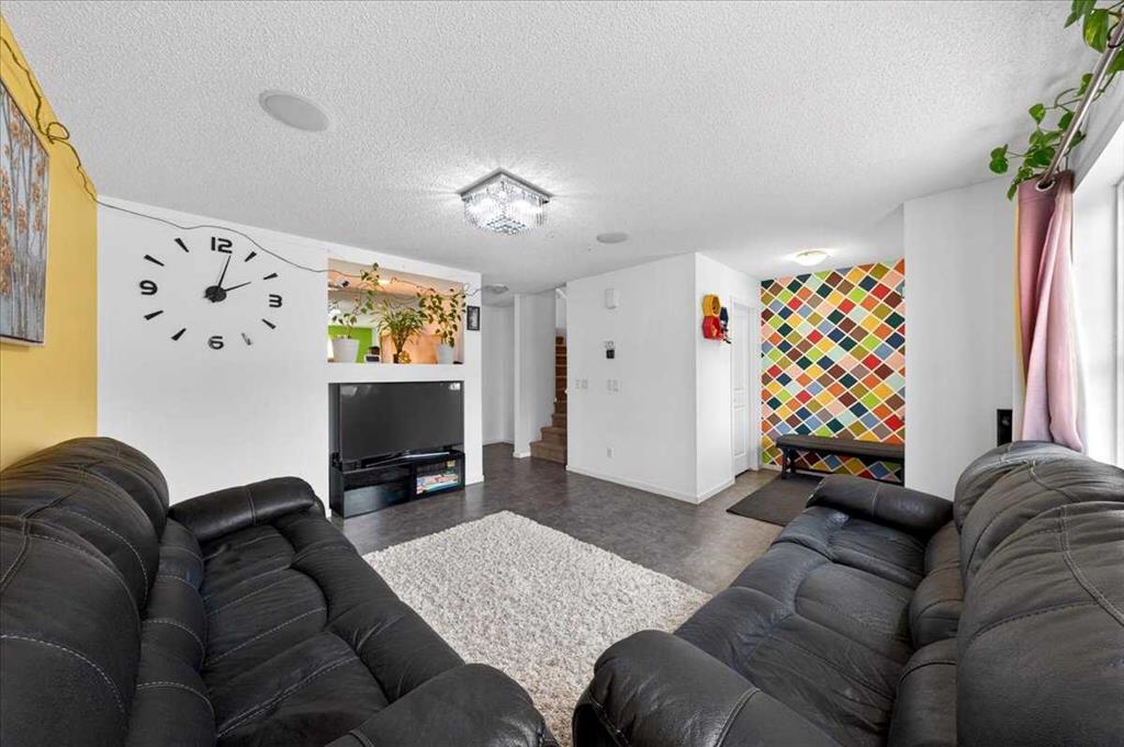 Picture for 244 Silverado Range View SW