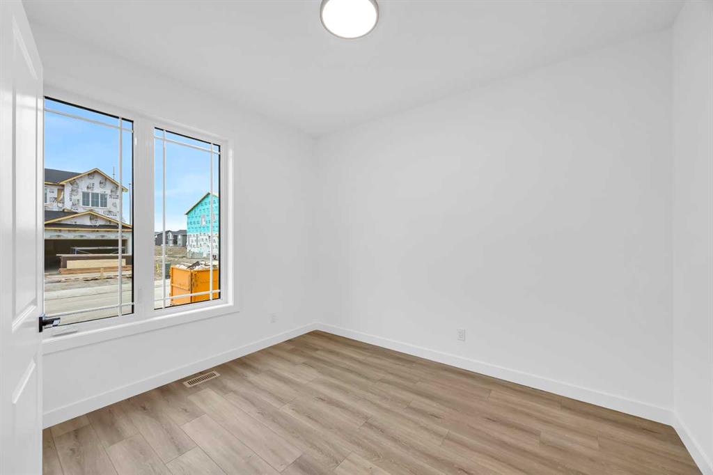 Picture for 45 Hotchkiss Gardens SE