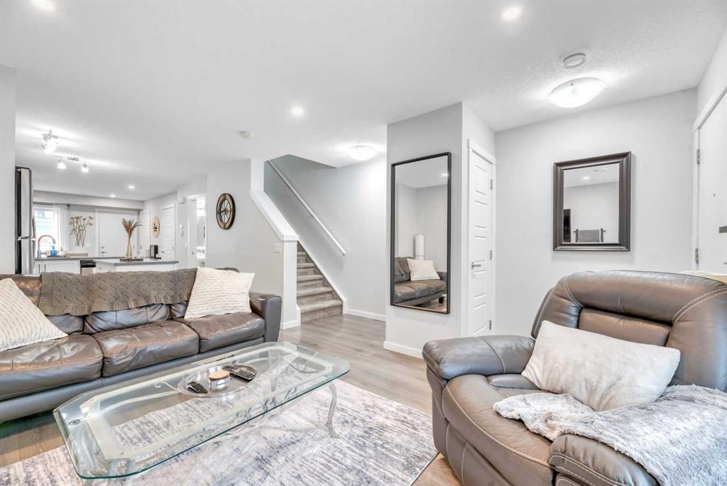 Picture for 308, 19500 37 Street SE