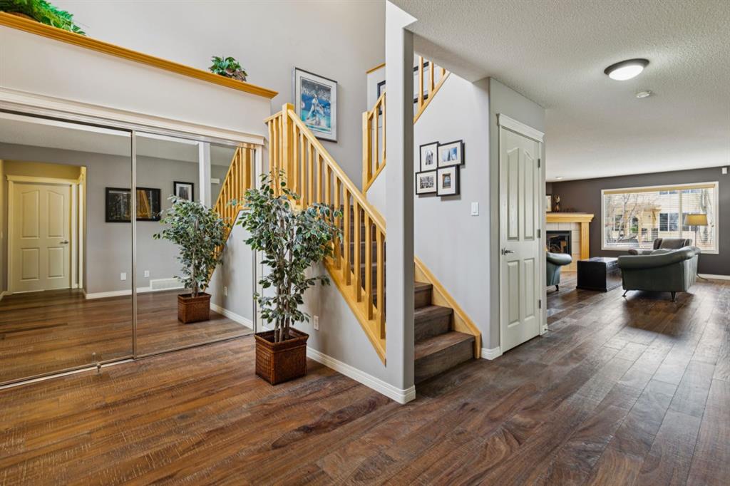 Picture for 65 Cougarstone Terrace SW