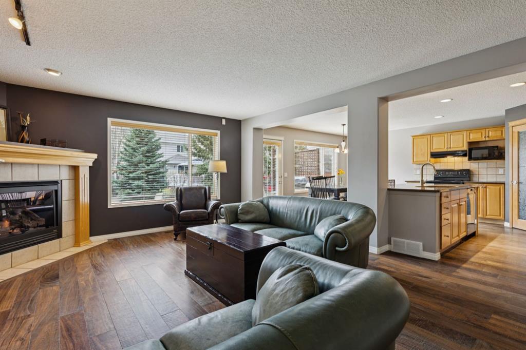 Picture for 65 Cougarstone Terrace SW