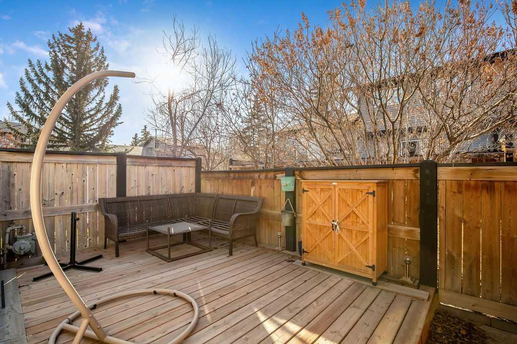Picture for 4, 51 Big Hill Way SE