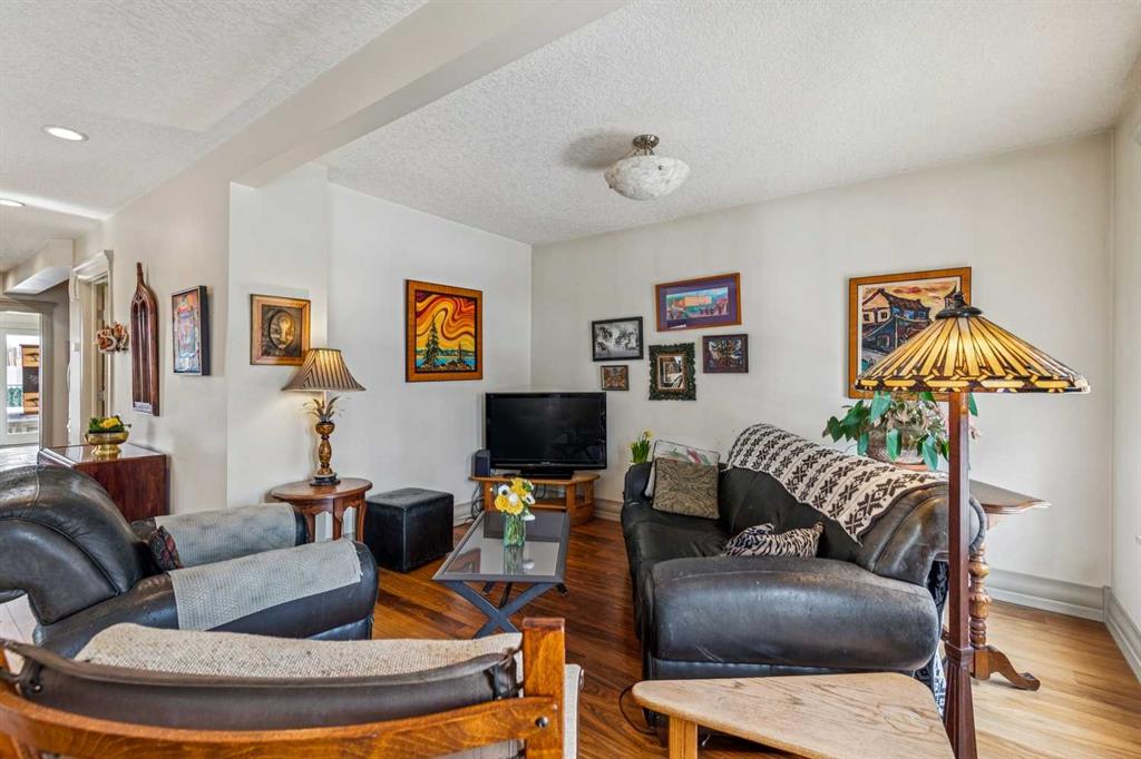Picture for 515 7 Street NE