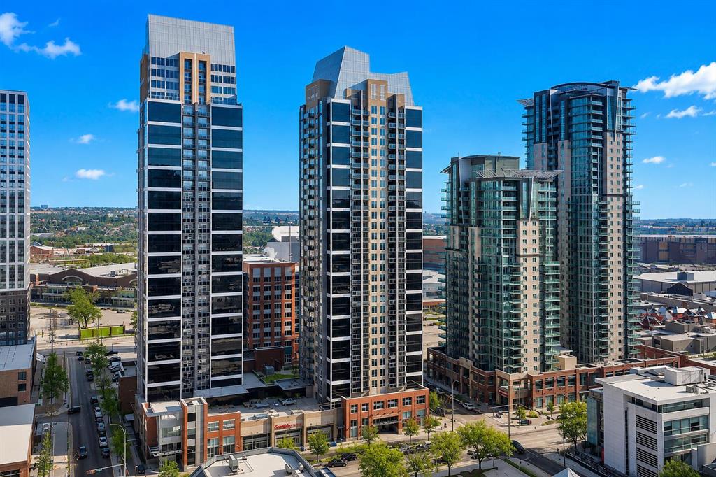 Picture for 806, 1320 1 Street SE