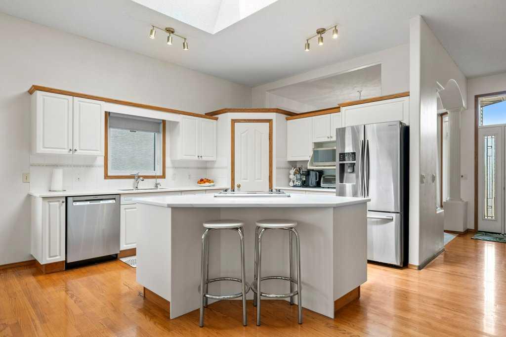 Picture for 125 Woodpark Close SW