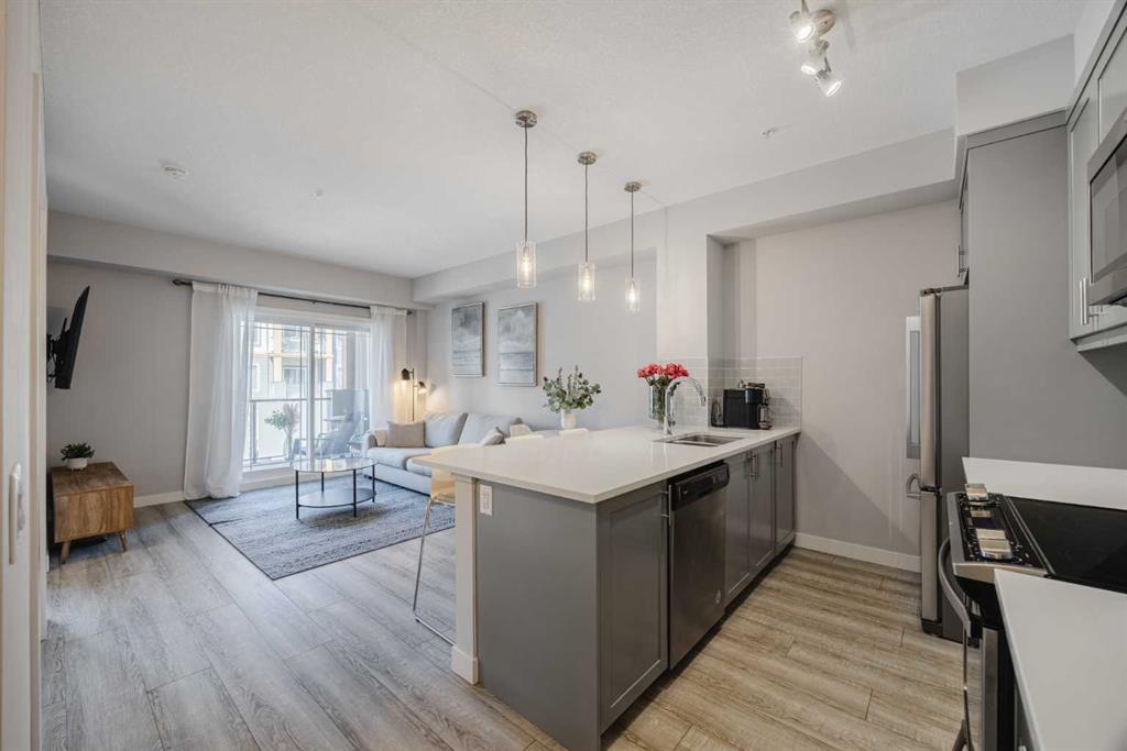 Picture for 315, 100 Auburn Meadows Manor SE
