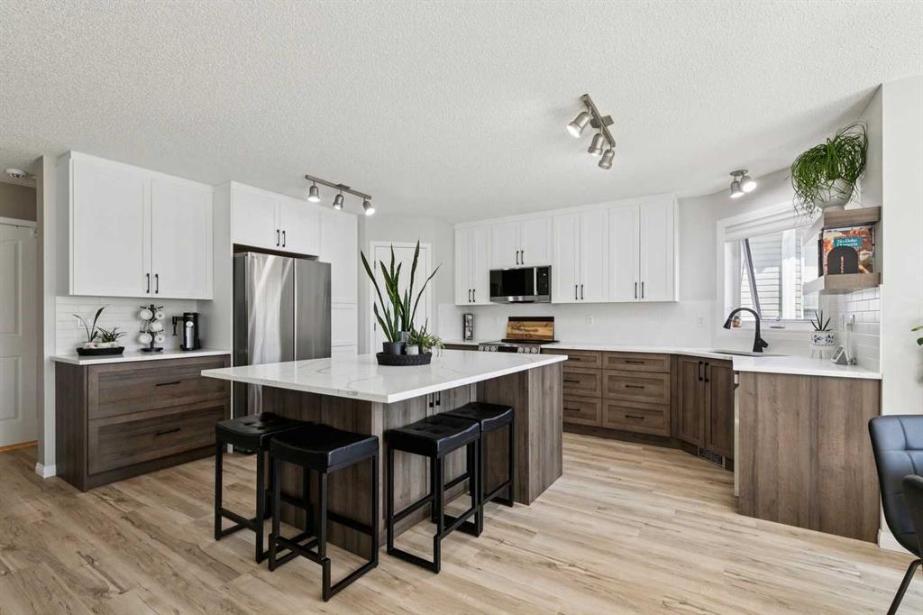 Picture for 416 Stonegate Road NW