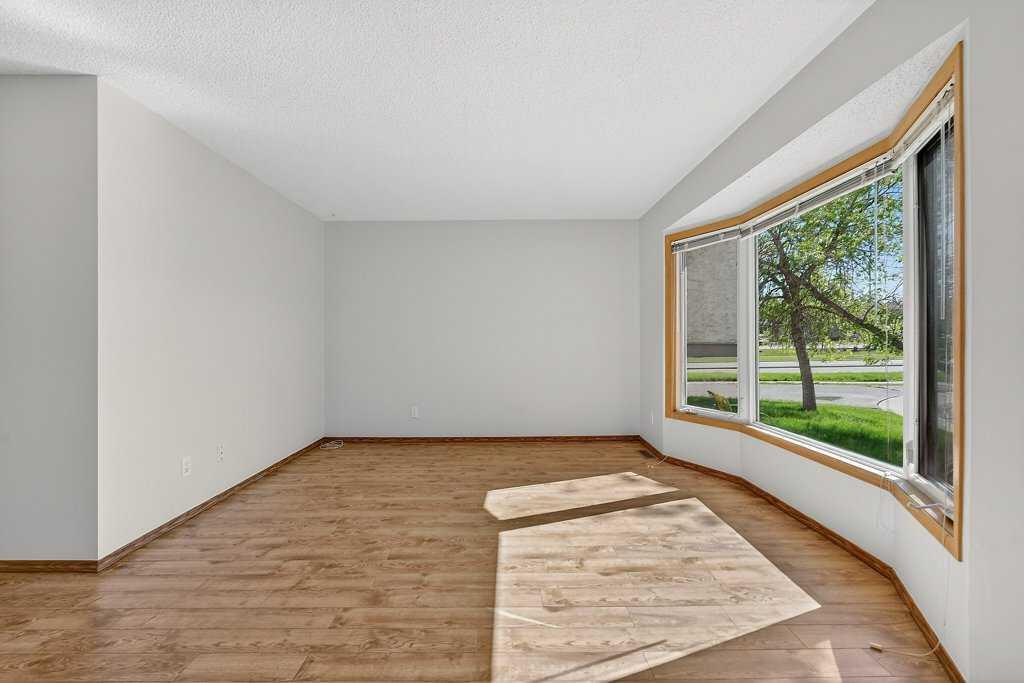 Picture for 3304 Temple Way NE