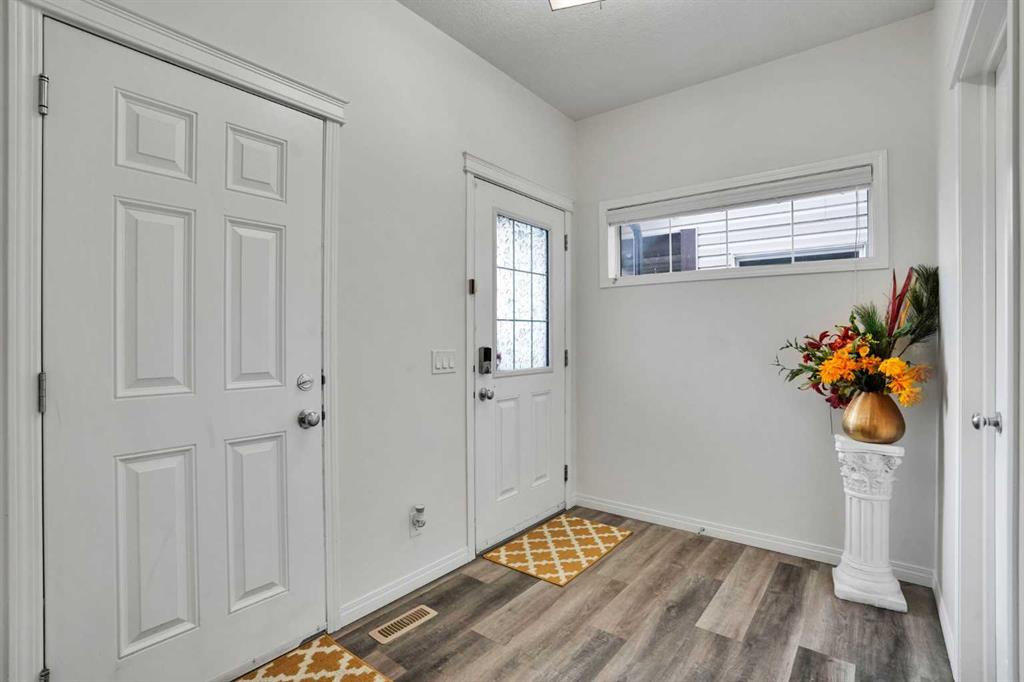 Picture for 379 Skyview Shores Manor NE