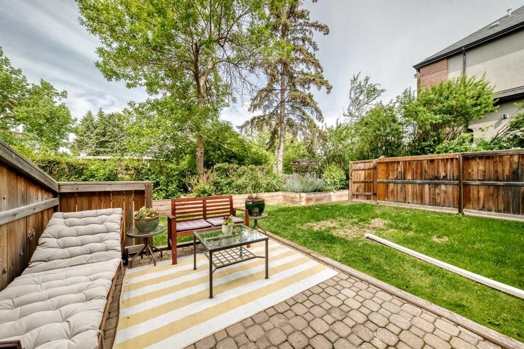 Picture for 101, 2218 30 Street SW