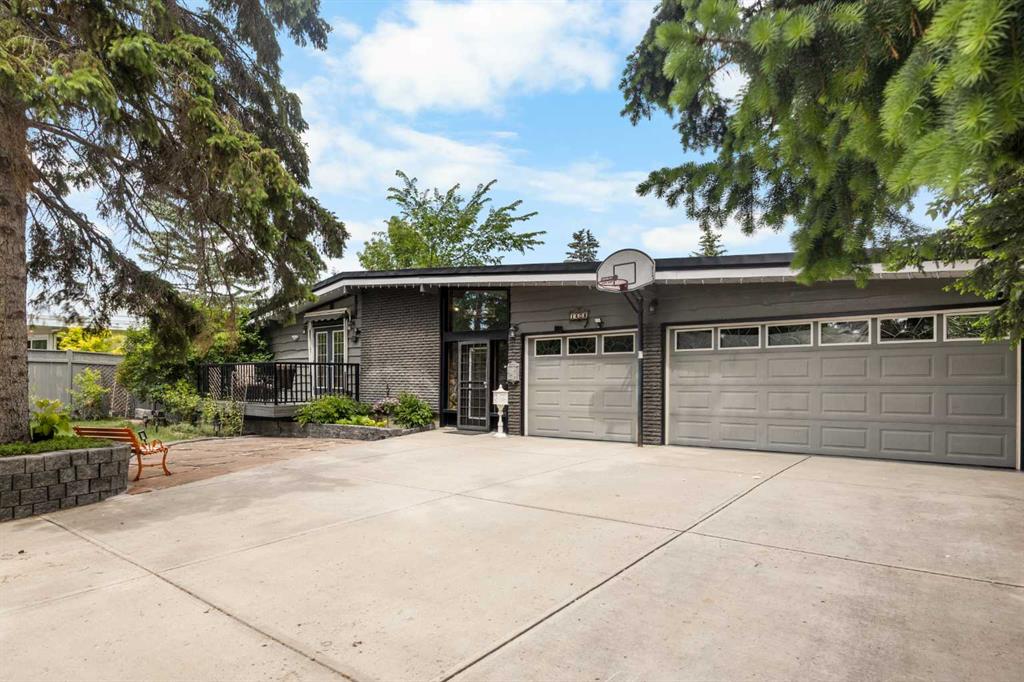 Picture for 1408 104 Avenue SW