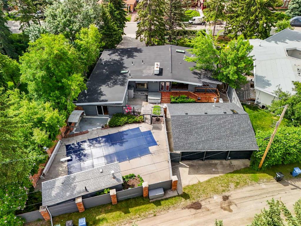 Picture for 1408 104 Avenue SW