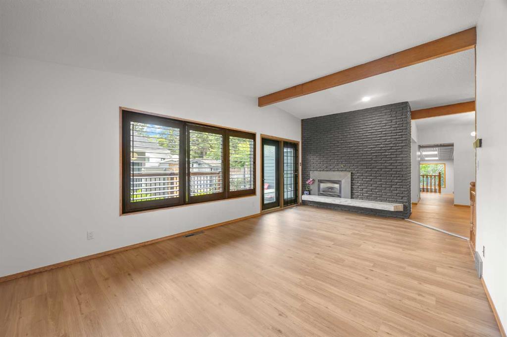 Picture for 1408 104 Avenue SW